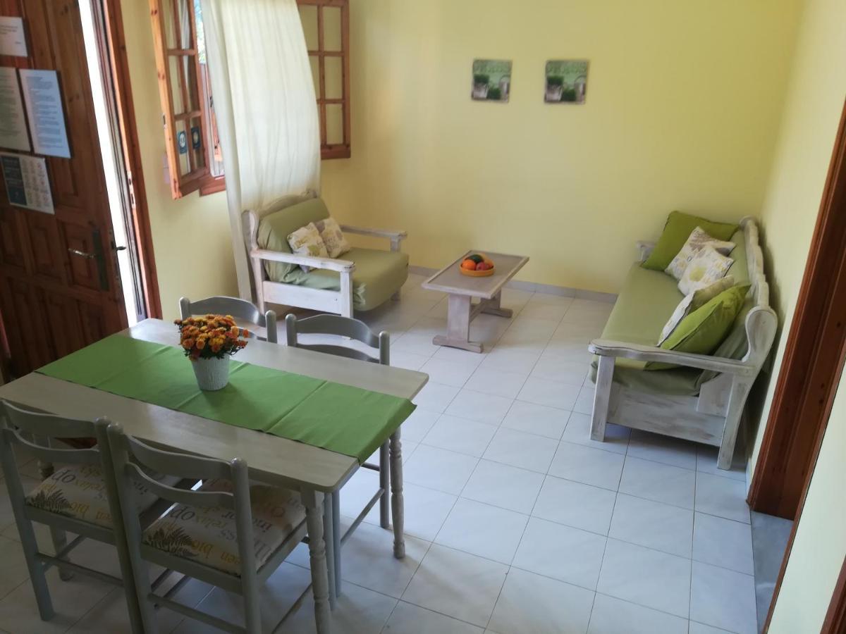Olga'S Garden Apartments Almiros Beach Екстер'єр фото